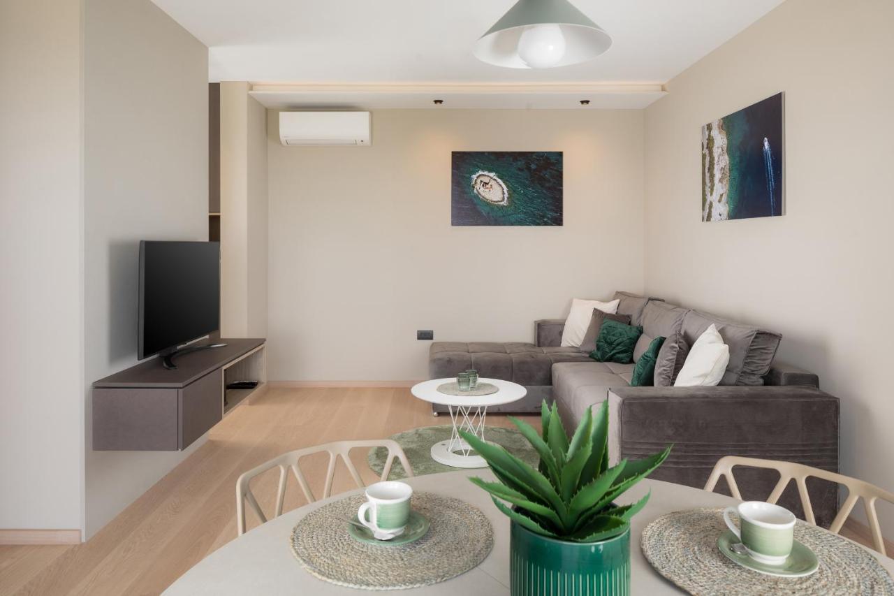 Luxury Apartment Bianco Pula Bagian luar foto